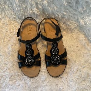 Soul, neutralizer, sandals, with ankle buckle size 8 1/2